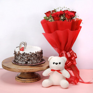 Valentine's Combo With Cake and Rose